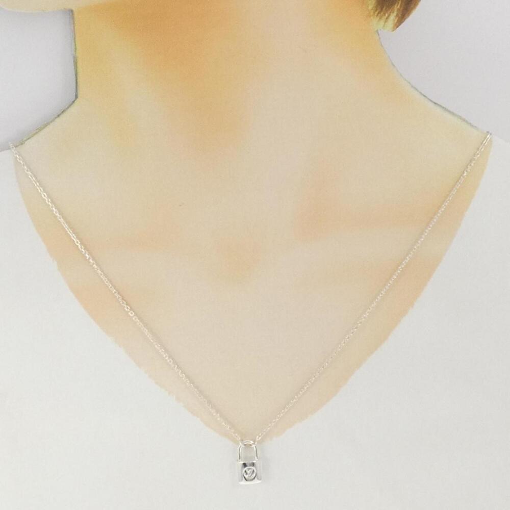 LOUIS VUITTON Silver Lockit Necklace - Picture 6 of 6